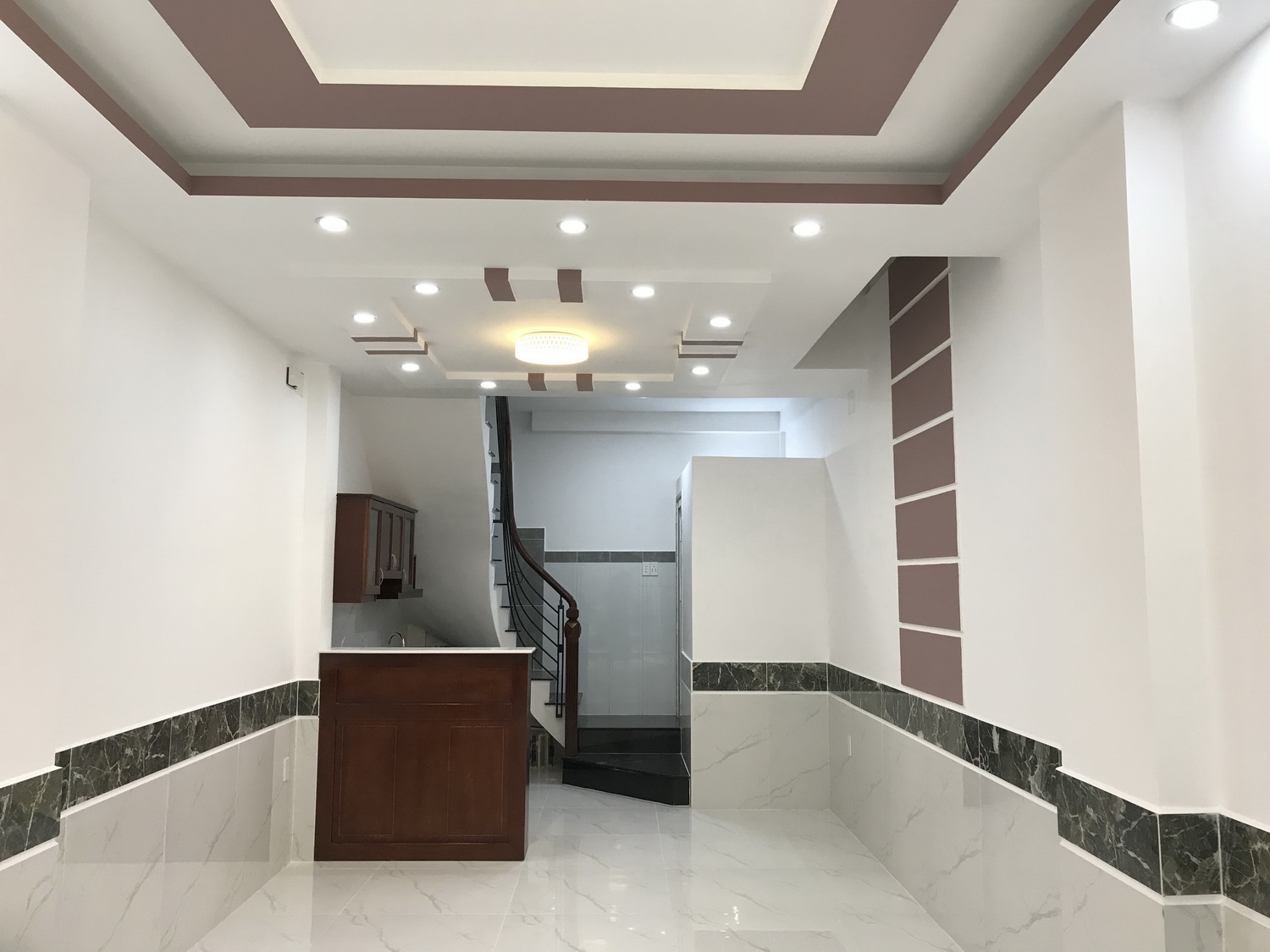 Bán nhà Đặng Văn Ngữ, Quận Phú Nhuận tuyệt phẩm 3 lầu, 7 phòng, hẻm ôtô nhỏ (Kia morning, Yaris...)